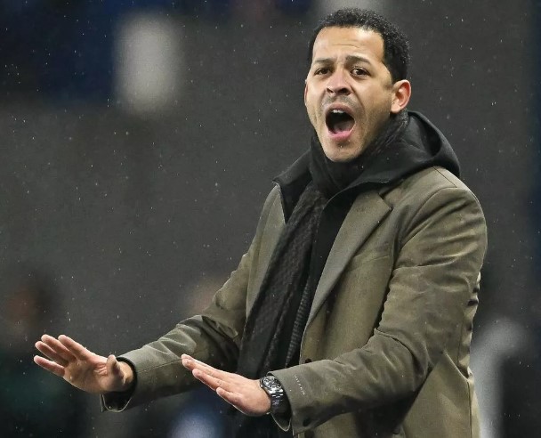 เลียม โรเซนเนียร์