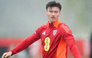 คีฟเฟอร์ มัวร์ พลาดช่วยทีมชาติเวลส์