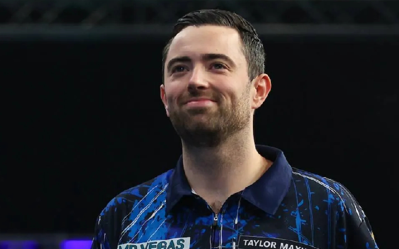 ลุค ฮัมฟรีส์